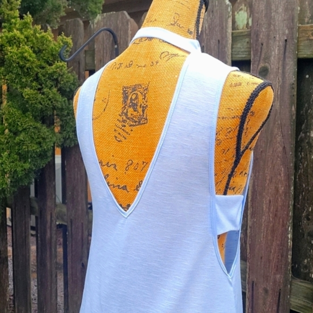 NEW Shein Sleeveless Top with Cut Out Details - Picture 7 of 17